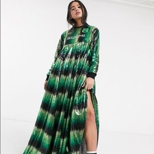ISO Adidas Originals x Anna Isoniemi Dress